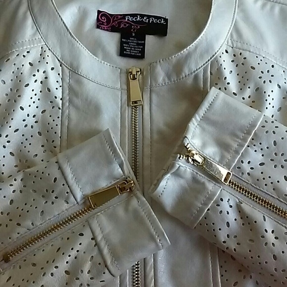 Peck & Peck Laser Cut Faux Leather Zipper Jacket - Picture 5 of 7